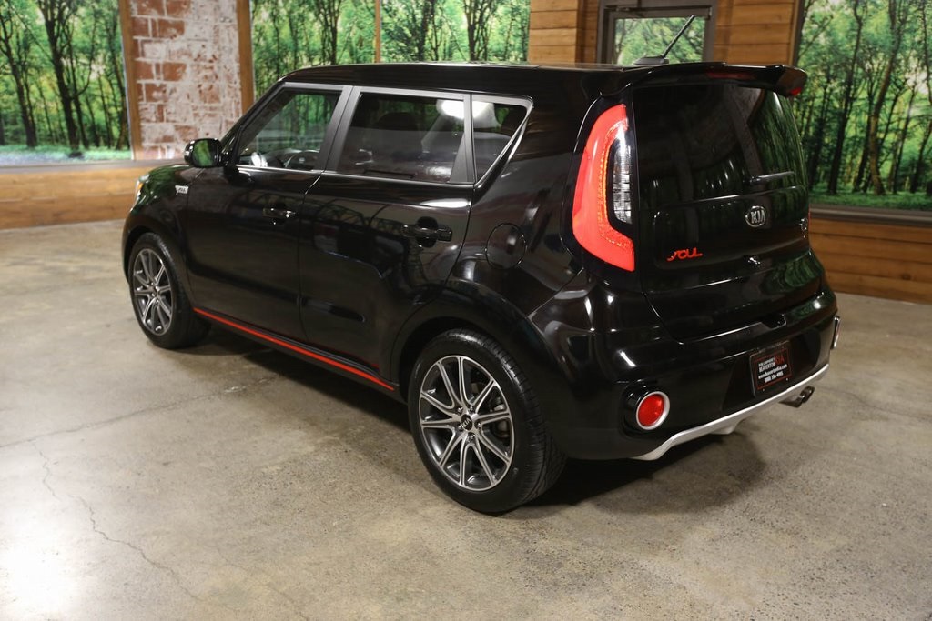 Pre-Owned 2018 Kia Soul Exclaim 1-Owner, Technology Pkg, Panoramic